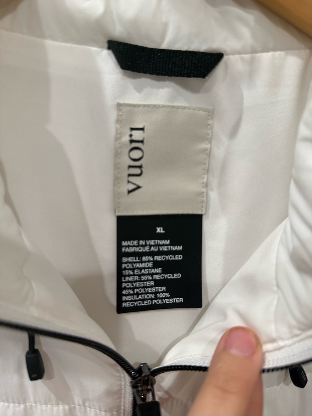 Vuori Chilled Out Insulated Jacket White XL - Picture 3 of 6